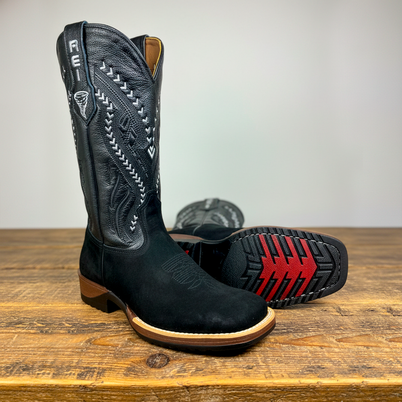 Bota de Couro Edição Rei & Tempestade